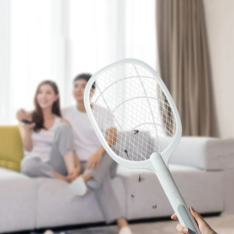 Vợt muỗi tự động tích hợp đèn bắt muỗi thông minh 3 trong 1 tiện lợi, an toàn 