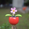 Hoa nhựa lúc lắc 