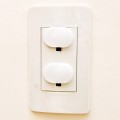 Set 30 nút bịt ổ điện chống giật an toàn cho bé, 2 chân