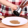 Dụng cụ xay tiêu vặn tay thủy tinh nhỏ gọn 