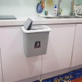 Thùng rác treo cửa bếp thông minh nắp đậy tiện lợi, Màu xám