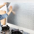Giấy bạc dán tường bếp tráng nhôm cách nhiệt đa năng