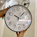 Đồng hồ treo tường động cơ kim trôi Quartz cao cấp, Màu đen viền vàng