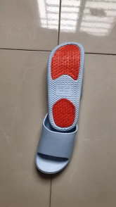 Thái 