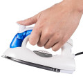 Bàn là hơi nước cầm tay mini thiết kế gấp gọn
