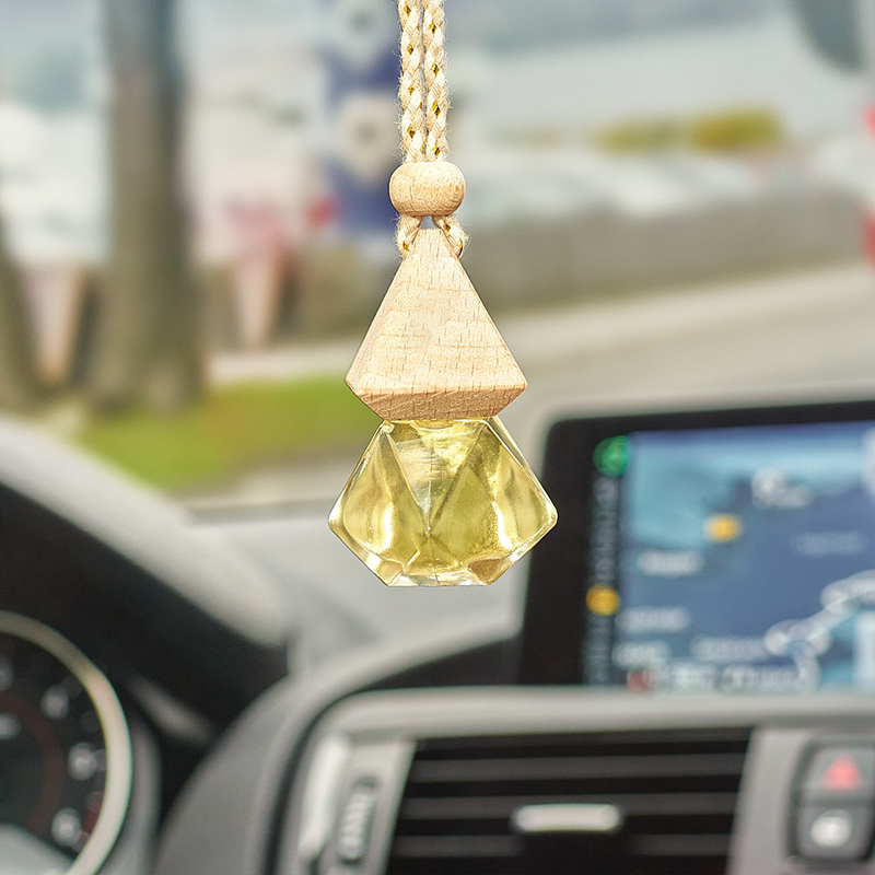 Tinh dầu hương chanh sả để treo xe ô tô, treo phòng, treo tủ quần áo